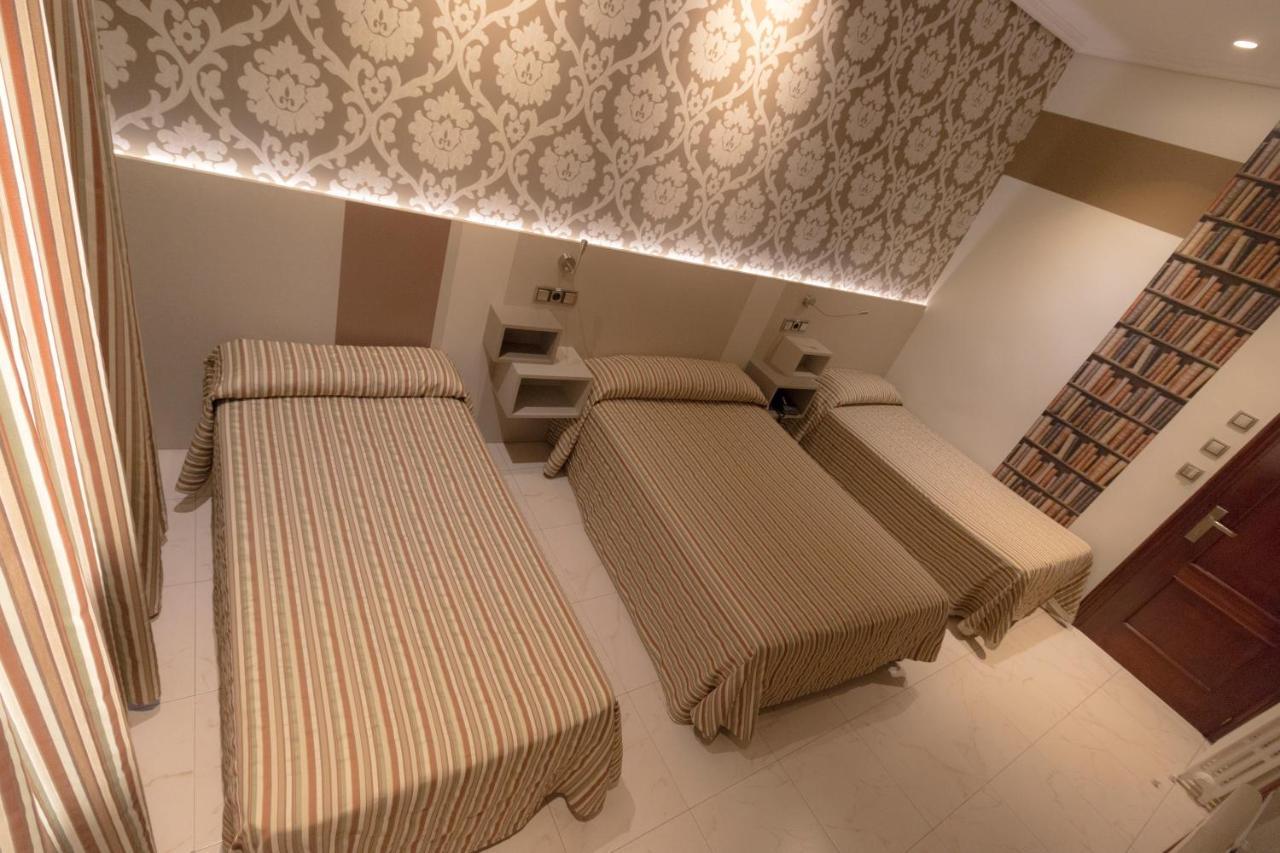 Guest house Atocha Almudena Martin 2*